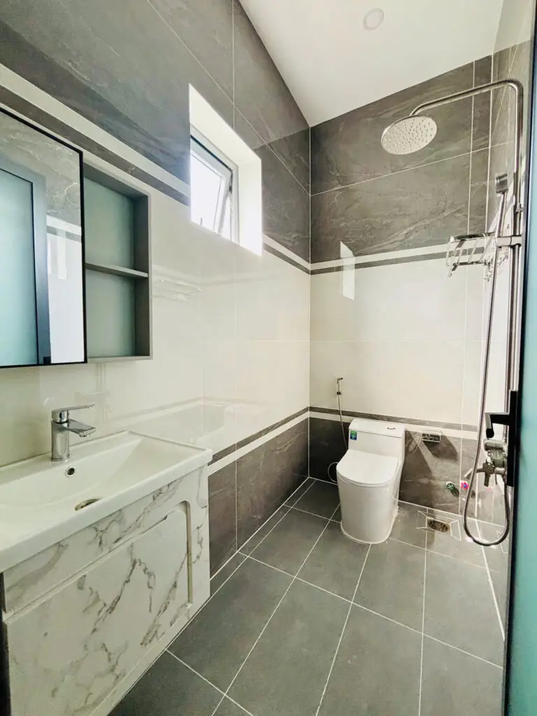 Công Trình Nhà Cô Bé - Chú Diễn Ở Phường An Bình, Biên Hòa, Đồng Nai. 8 wc