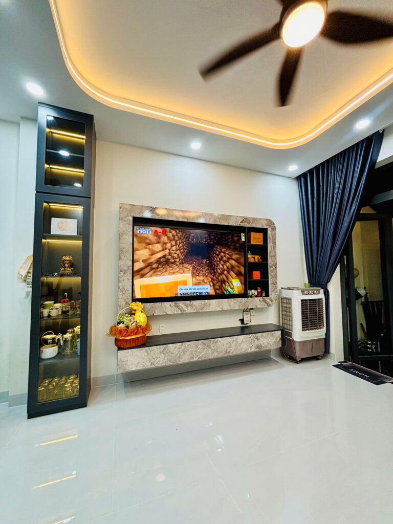 công trình nhà chị kim ngân ở kp tân long, chiêu liêu, bình dương. 3 tivi